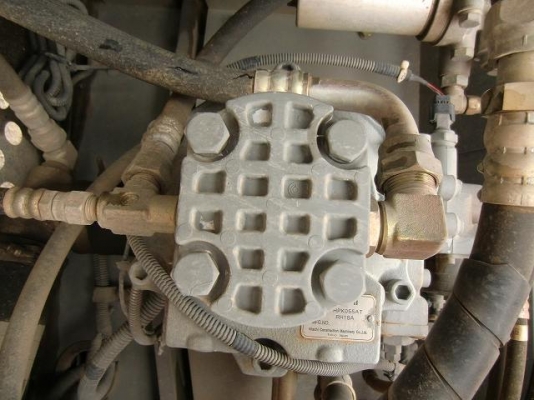 ขายค่ะ HITACHI ZX120-1 นำเข้าจากญี่ปุ่นค่ะ สภาพสวยมาก ๆ ใช้งานมา 6000 กว่าชั่วโมง เครื่องปั้มดี ไฟฟ้าครบ ระบบดีค่ะ