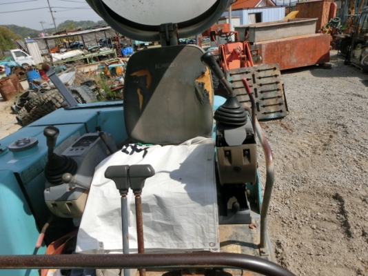 รถขุด Kobelco SK045-2 4023ชม. นำเข้าจากญี่ปุ่น สนใจโทร. 080-6565422 (หนิง)