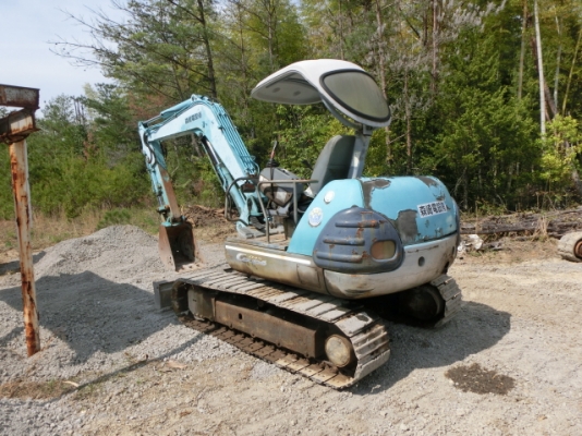 รถขุด Kobelco SK045-2 4023ชม. นำเข้าจากญี่ปุ่น สนใจโทร. 080-6565422 (หนิง)