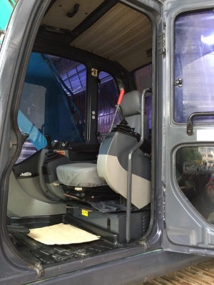 KOBELCO SK200-8 YN11 8,XXX ชั่วโมง เล่มทะเบียนครบ รถสวย ใช้งานดีมาก