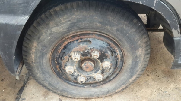 รถบรรทุก 6 ล้อดัมพ์ HINO กระบะบรรทุก ยาว 4.20 เมตร 120 แรงม้า ปีจดทะเบียน 2540