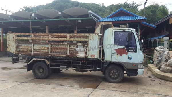 รถบรรทุก 6 ล้อดัมพ์ HINO กระบะบรรทุก ยาว 4.20 เมตร 120 แรงม้า ปีจดทะเบียน 2540