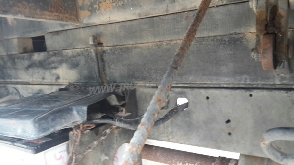 รถบรรทุก 6 ล้อดัมพ์ HINO กระบะบรรทุก ยาว 4.20 เมตร 120 แรงม้า ปีจดทะเบียน 2540