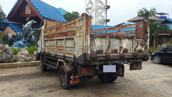 รถบรรทุก 6 ล้อดัมพ์ HINO กระบะบรรทุก ยาว 4.20 เมตร 120 แรงม้า ปีจดทะเบียน 2540