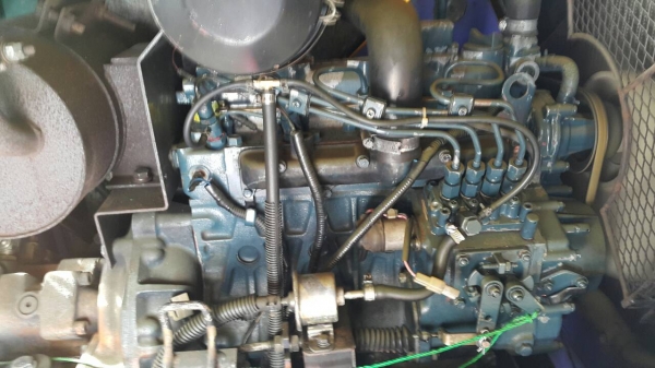 ขาย รถขุด HITACHI รุ่น EX40UR มือสองญี่ปุ่น แทร็กเหล็ก สลักแน่น เครื่องยนต์ 4สูบ แรงดี มือถือ/LINE ID : 0818753444 ขาย รถขุด HITACHI รุ่น EX40UR มือสองญี่ปุ่น แทร็กเหล็ก สลักแน่น เครื่องยนต์ 4สูบ แรงดี มือถือ/LINE ID : 0818753444