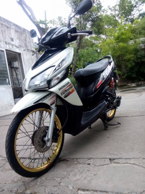 ขายลูกเดียว click110 ปี2549 ราคาไม่แพง เล่มเอกสารครบ ขายลูกเดียว click110 ปี2549 ราคาไม่แพง เล่มเอกสารครบ