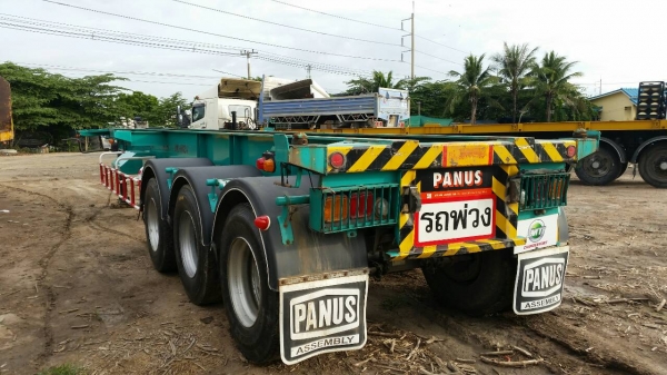 รถกึ่งพ่วง สามเพลา ปี 55 (หางก้างปลา)     สภาพสวย พร้อมใช้งาน  สนใจติดต่อเอ็ม ที เจริญยนต์ สาขาปทุมธานี     โทร .081-4948363,081-7361541 ไอดีไลน์ 0814948363         ผู้ขายแจ้งม.79 พร้อมแจ้งย้ายให้ลูกค้า