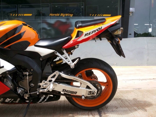 โอ บางนา ขาย cbr 1000 ปี 05 ทะเบียนโอน ราคา 189,000 บาท