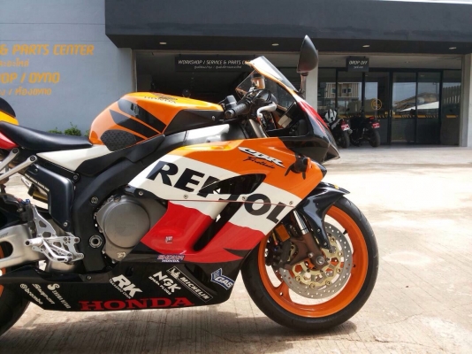 โอ บางนา ขาย cbr 1000 ปี 05 ทะเบียนโอน ราคา 189,000 บาท