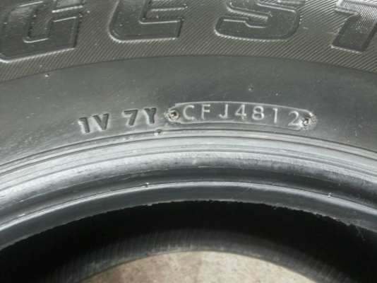 ยางบริสโตน 265-65R17ปี12