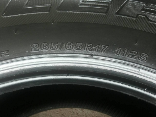ยางบริสโตน 265-65R17ปี12