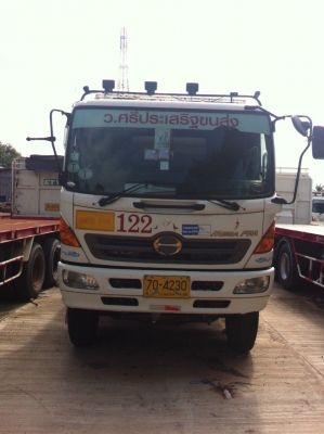 ขายรถ Hino mega 320 แรงม้า พ่วงพื้นเรียบ 3 เพลา