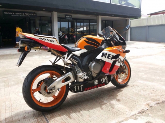 โอ บางนา ขาย cbr1000 ปี 05 ทะเบียน
