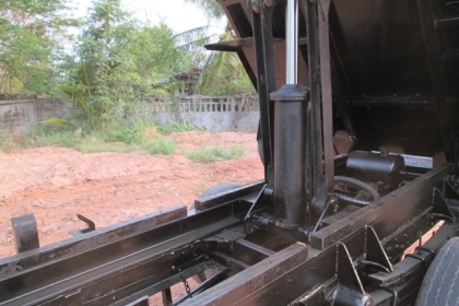 ขายรถบรรทุก 6 ล้อดั๊ม ISUZU ต่อใหม่ ขายรถบรรทุก 6 ล้อดั๊ม ISUZU ต่อใหม่