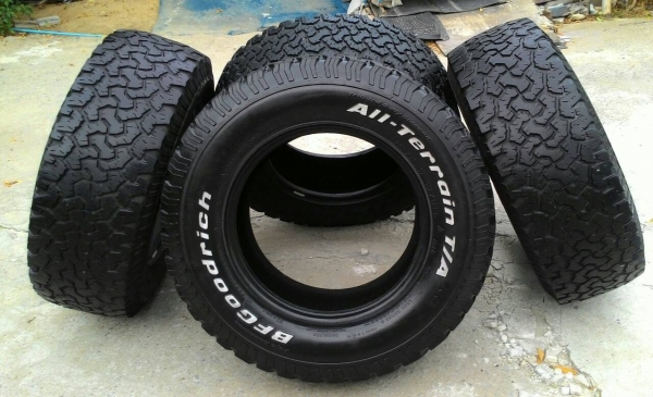 ขาย BF All 265/70 R17 ครับ ขาย BF All 265/70 R17 ครับ
