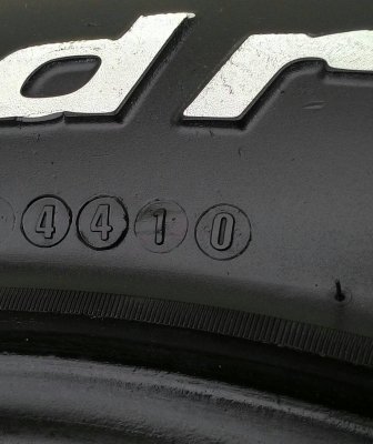 ขาย BF All 265/70 R17 ครับ ขาย BF All 265/70 R17 ครับ