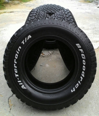 ขาย BF All 265/70 R17 ครับ