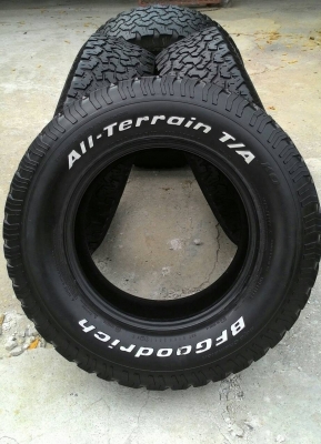 ขาย BF All 265/70 R17 ครับ ขาย BF All 265/70 R17 ครับ