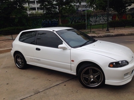 ขาย civic 3dr เครื่อง 1800cc ขาย civic 3dr เครื่อง 1800cc