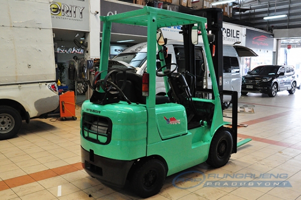 ขายรถโฟล์คลิฟท์มือสอง MITSUBISHI รุ่น FG15  ราคา 160,000 บาท นำเข้าจากประเทศญี่ปุ่น 100\% ไม่เคยใช้งานในประเทศไทย