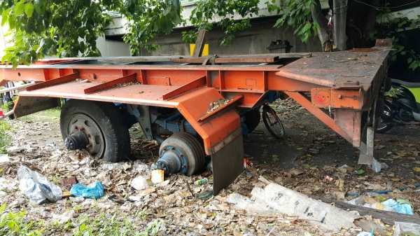 ขายหาง 40 ฟุต 2 หาง 90,000 บาท (หางเรือ) ขายหาง 40 ฟุต 2 หาง 90,000 บาท (หางเรือ)