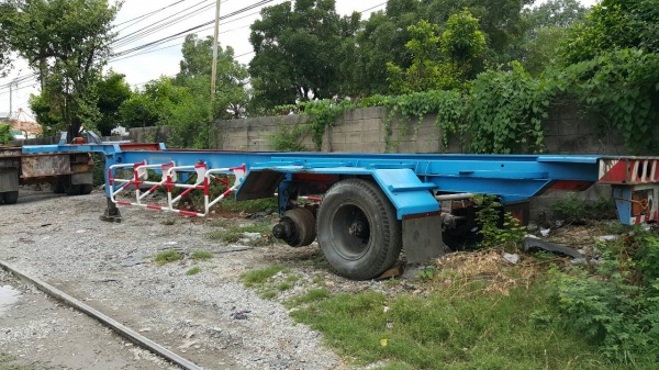 ขายหาง 40 ฟุต 2 หาง 90,000 บาท (หางเรือ) ขายหาง 40 ฟุต 2 หาง 90,000 บาท (หางเรือ)