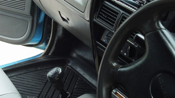 กระบะตอนเดียว isuzu dragon พร้อมคอก มีเพาเวอร์