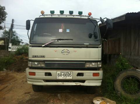 ขาย890000  FM1M เครื่องเดิมEM100  220แรงเกียร์เดิม  ยางดีทุกเส้น คัตชีดี มีแอร์