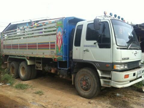 ขาย890000  FM1M เครื่องเดิมEM100  220แรงเกียร์เดิม  ยางดีทุกเส้น คัตชีดี มีแอร์