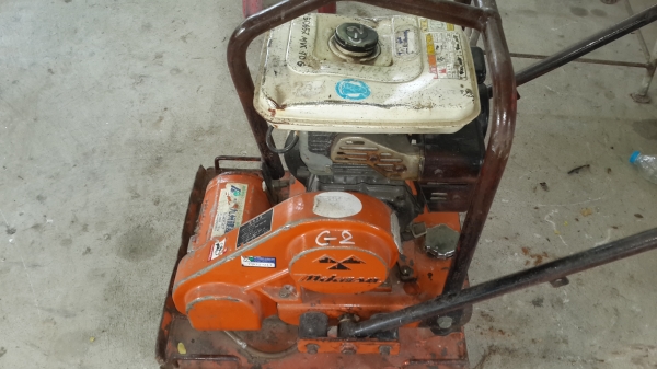 เครื่องตบเดิน ใหญๆ .50 x .50 รหัส c - 2