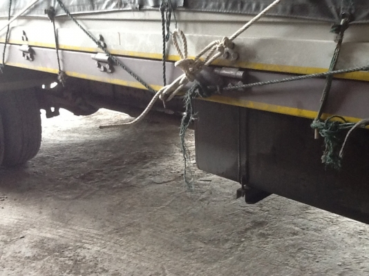 ขายด่วน 6.ล้อ150 แรงม้า พร้อมใช้  ยาว 5.5 เมตร