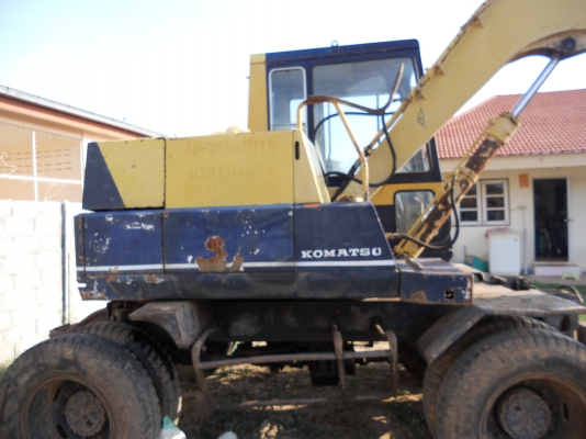 รถแบ็คโฮล PW 60 รถแบ็คโฮล PW 60