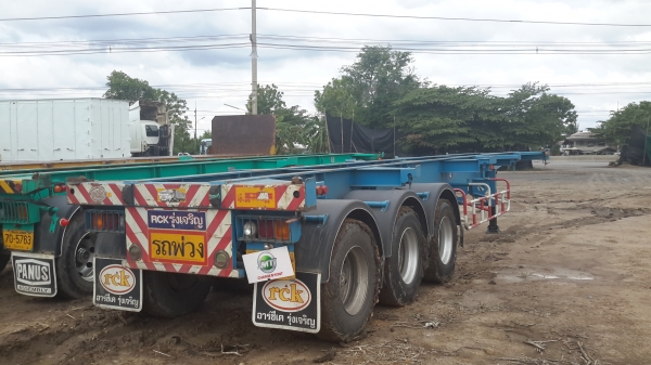 รถกึ่งพ่วง สามเพลา RCK ปี 55 (หางก้างปลา)      สภาพสวย พร้อมใช้งาน  สนใจติดต่อเอ็ม ที เจริญยนต์ สาขาปทุมธานี      โทร .081-4948363,081-7361541 ไอดีไลน์ 0814948363          ผู้ขายแจ้งม.79 พร้อมแจ้งย้ายให้ลูกค้า            &amp