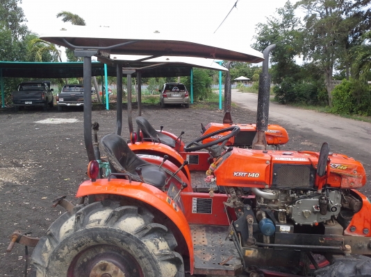 ขายครับKRT140ตราเพรชรถสวยมากครับพร้อมใช้มีดันหน้าเหมาะสำหรับงานพื้นที่เล็กๆรถเคื่องดีระบบทุกอย่างปกติ