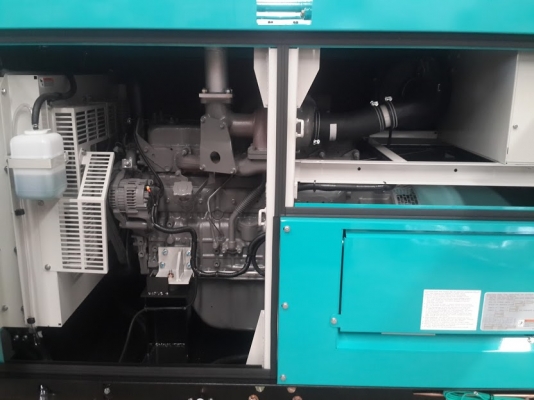 เครื่องปั่นไฟใหม่เอี่ยมจ้า DENYO รุ่น 100S Excellent Silent Generator