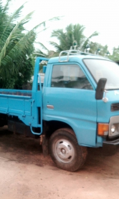 รถบรรทุก 6 ล้อกลาง ks