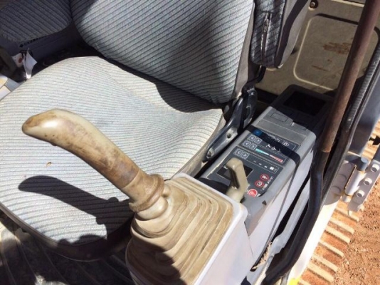 ขายรถแบคโฮ SUMITOMO SH350-2 ปี 2000 สภาพสวยพร้อมใช้งาน รถนอกนำเข้าเองจากญี่ปุ่น มีVDOการทำงานครับ