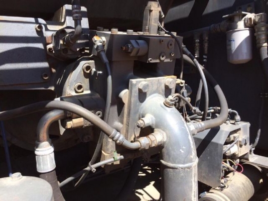 ขายรถแบคโฮ SUMITOMO SH350-2 ปี 2000 สภาพสวยพร้อมใช้งาน รถนอกนำเข้าเองจากญี่ปุ่น มีVDOการทำงานครับ