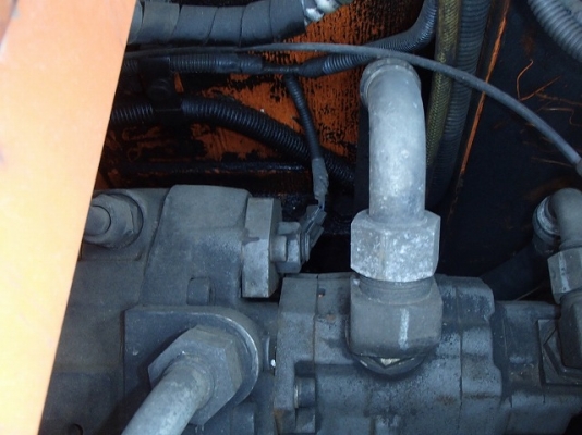 ขายรถแบคโฮ HITACHI ZX75US ปี 2003 คอลโทรลสั้น ปั้มนิ้ว รถนอกนำเข้าเองจากญี่ปุ่น มีVDOการทำงานครับ