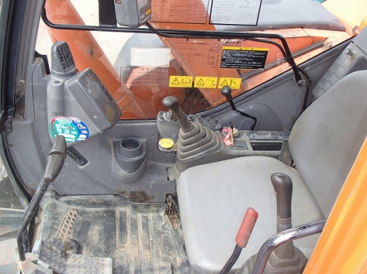 ขายรถแบคโฮ HITACHI ZX75US ปี 2003 คอลโทรลสั้น ปั้มนิ้ว รถนอกนำเข้าเองจากญี่ปุ่น มีVDOการทำงานครับ