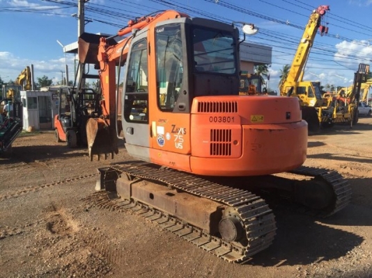 ขายรถแบคโฮ HITACHI ZX75US ปี 2003 คอลโทรลสั้น ปั้มนิ้ว รถนอกนำเข้าเองจากญี่ปุ่น มีVDOการทำงานครับ