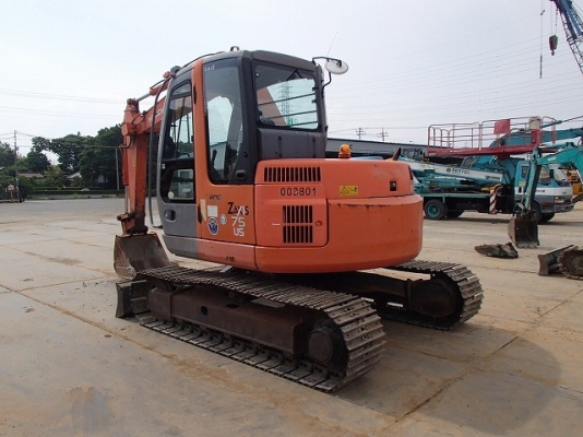 ขายรถแบคโฮ HITACHI ZX75US ปี 2003 คอลโทรลสั้น ปั้มนิ้ว รถนอกนำเข้าเองจากญี่ปุ่น มีVDOการทำงานครับ