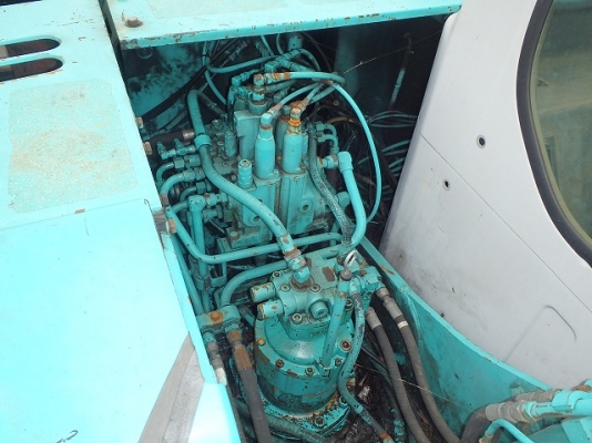 ขายรถแบคโฮ KOBELCO SK100L (MARK5) สภาพสวยพร้อมใช้งาน รถนอกนำเข้าเองจากญี่ปุ่น มีVDOการทำงานครับ