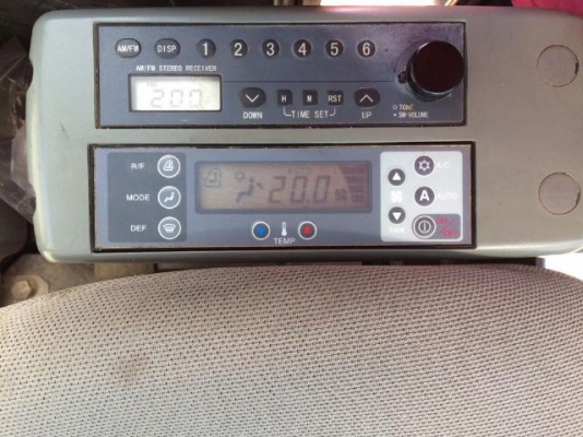 ขายรถแบคโฮ KOBELCO SK135SR YY04 ปี 2008 สภาพสวยพร้อมใช้งาน รถนอกนำเข้าเองจากญี่ปุ่น มีVDOการทำงานครับ ขายรถแบคโฮ KOBELCO SK135SR YY04 ปี 2008 สภาพสวยพร้อมใช้งาน รถนอกนำเข้าเองจากญี่ปุ่น มีVDOการทำงานครับ