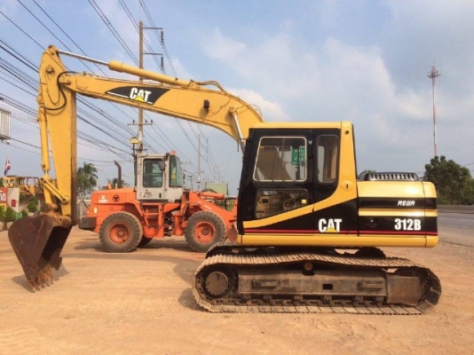 ขายรถแบคโฮ CAT 312B สภาพสวยพร้อมใช้งาน รถนอกนำเข้าเองจากญี่ปุ่น มีVDOการทำงานครับ