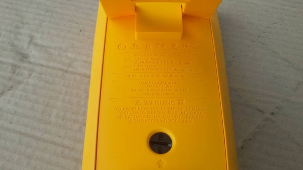 multimeter Fluke 287 ( ชาติ ลำพูน ) multimeter Fluke 287 ( ชาติ ลำพูน )