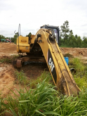 ขายอะใหล่ด่วน CAT320D (ขายอะใหล่นะครับ) รถเข้ามาแล้วครับเอาได้เลย ขายอะใหล่ด่วน CAT320D (ขายอะใหล่นะครับ) รถเข้ามาแล้วครับเอาได้เลย