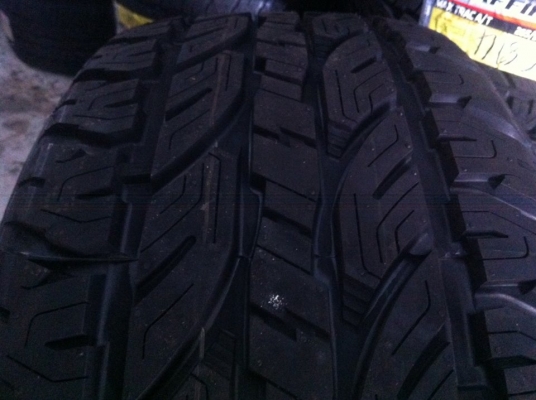 ขายยางใหม่ SAFFIRO A/T 265/50-20 เส้นละ 3750