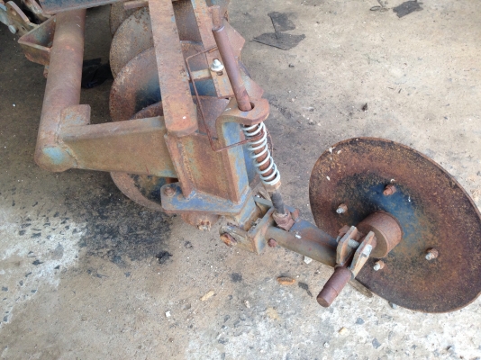 ขายรถไถ คูโบต้า L2601 เพลาเดียวมีใบดัน+ผาน 5 เครื่องดีปั้มดี หางไม่ตก