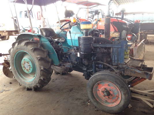 ขายรถไถ คูโบต้า L2601 เพลาเดียวมีใบดัน+ผาน 5 เครื่องดีปั้มดี หางไม่ตก